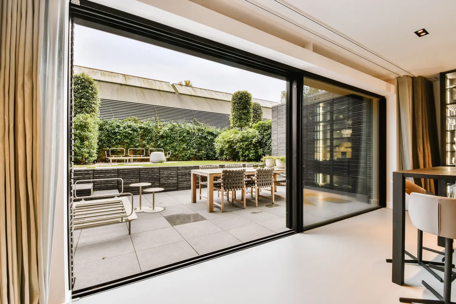 attractive-huge-sliding-glass-door-2025-02-11-04-38-33-utc